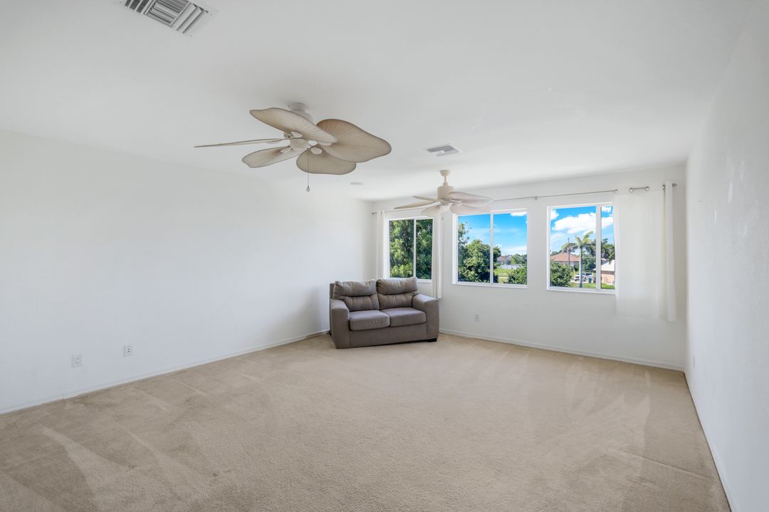 1206 NW 18th Terrace, Cape Coral, FL 33993