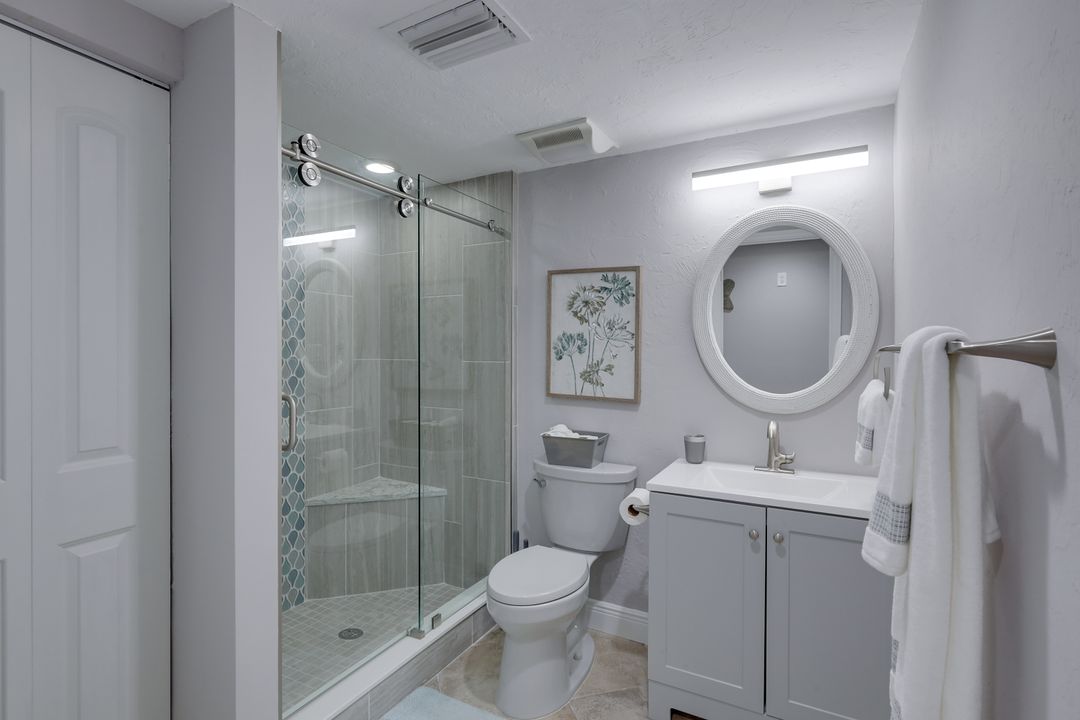 201 San Mateo Dr, Bonita Springs, FL 34134