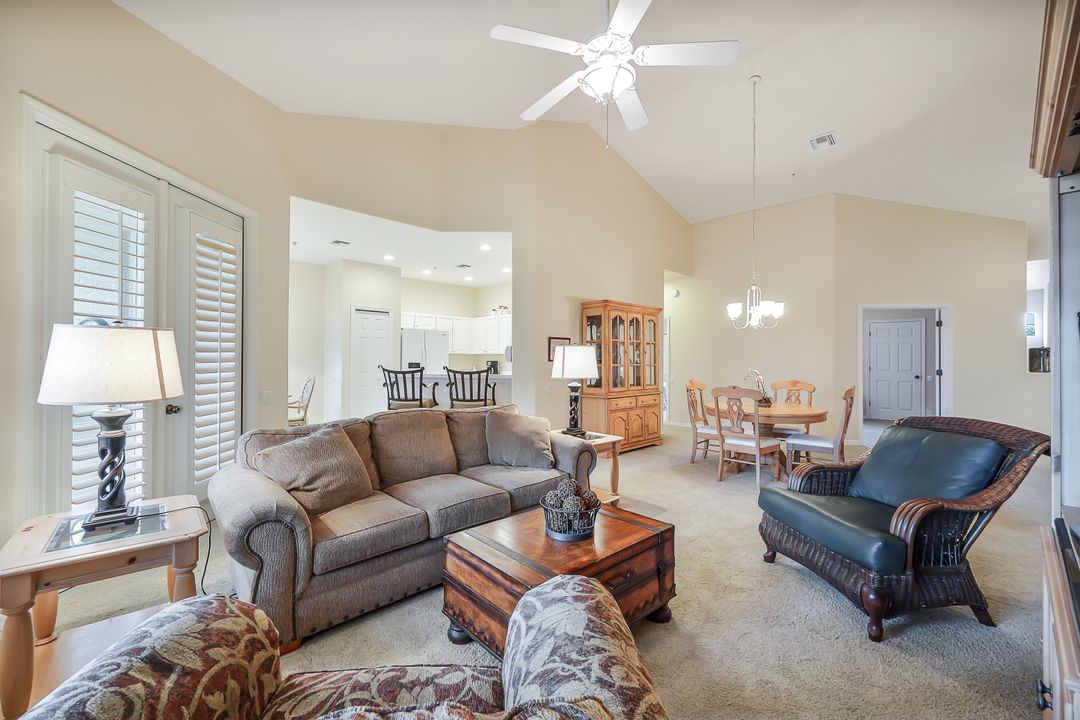8545 Danbury Blvd #204, Naples, FL 34120
