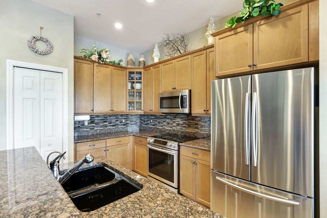 3530 Lansing Loop #202, Estero, FL 33928