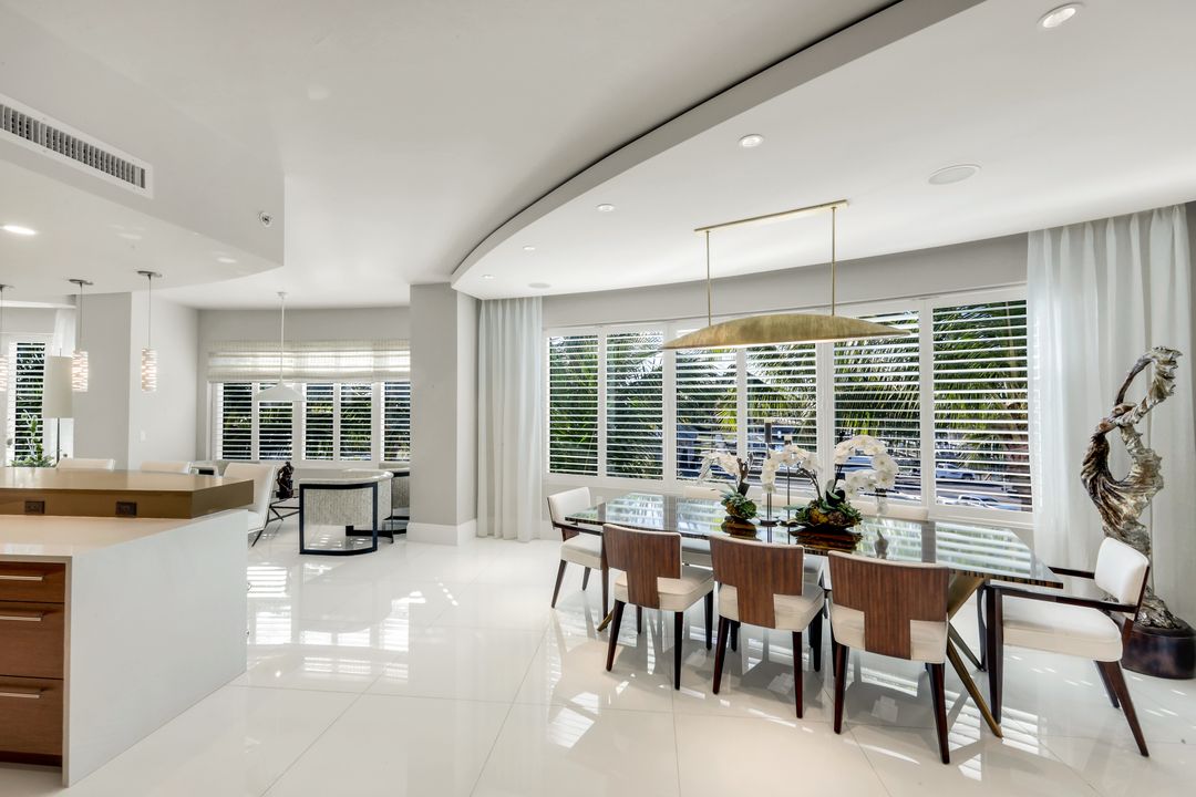 13665 Vanderbilt Dr #301, Naples, FL 34110