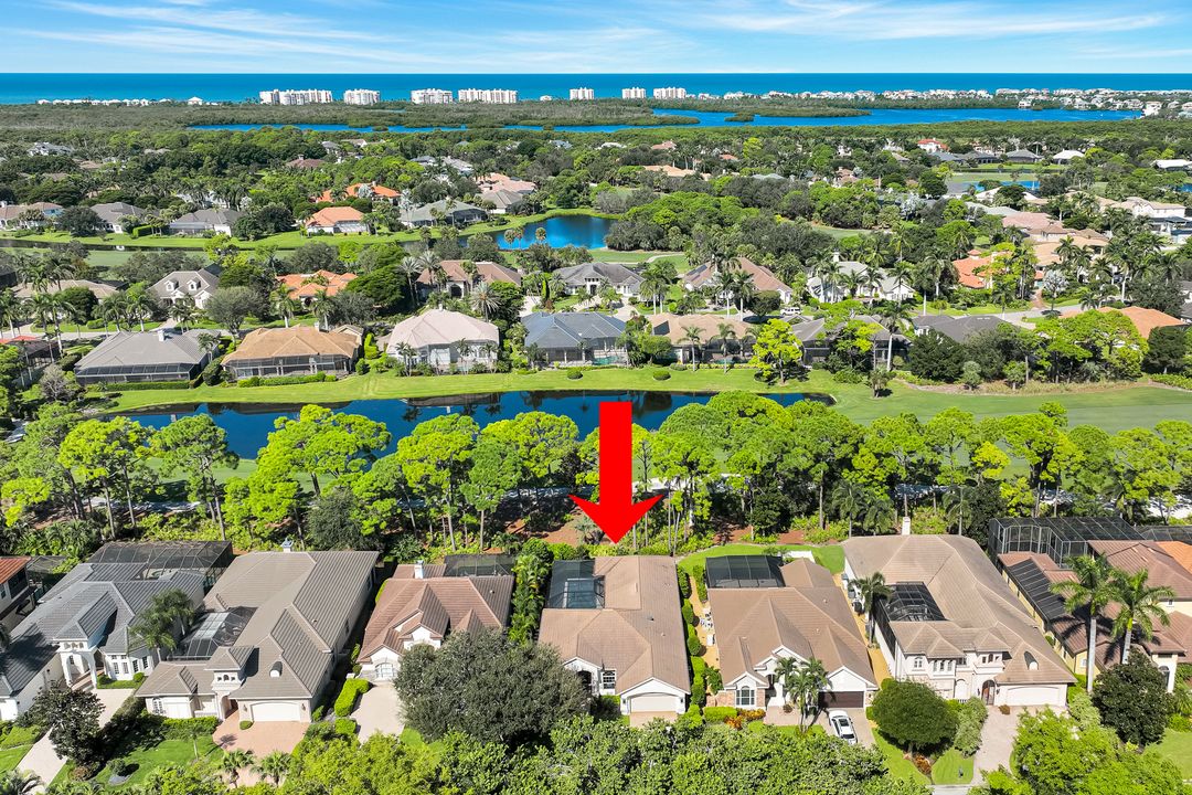 237 Charleston Ct, Naples, FL 34110