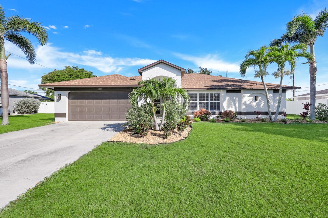 3512 SE 3rd Pl, Cape Coral, FL 33904