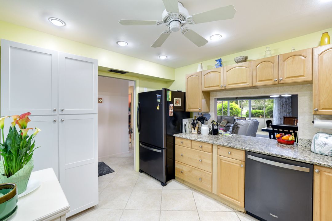 91 Glades Blvd #1, Naples, FL 34112