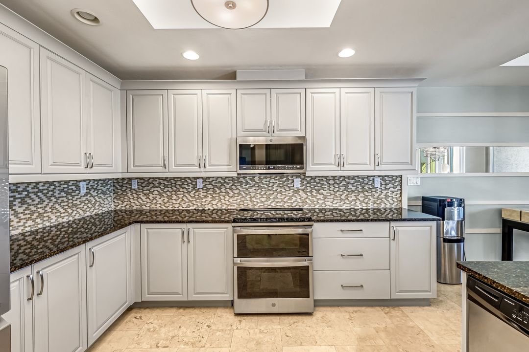 4951 Bonita Bay Blvd #303, Bonita Springs, FL 34134