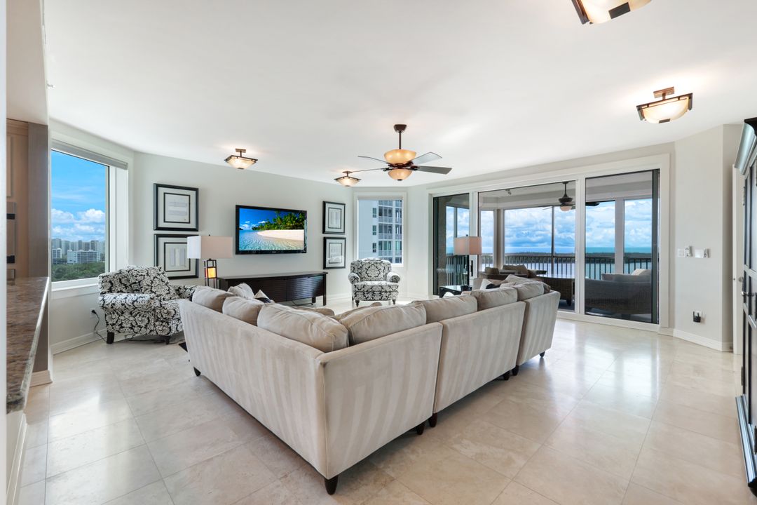 275 Indies Way #1001, Naples, FL 34110