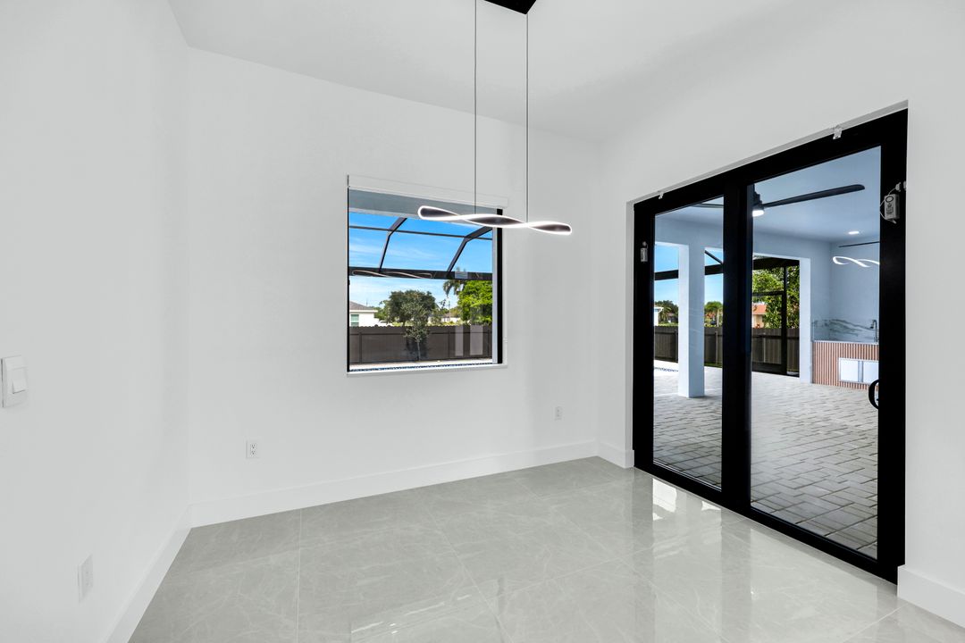 2122 NW 25th Pl, Cape Coral, FL 33993