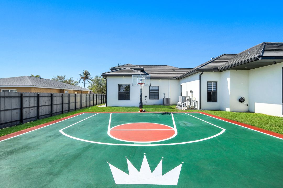 455 SE 17th Ave, Cape Coral, FL 33990