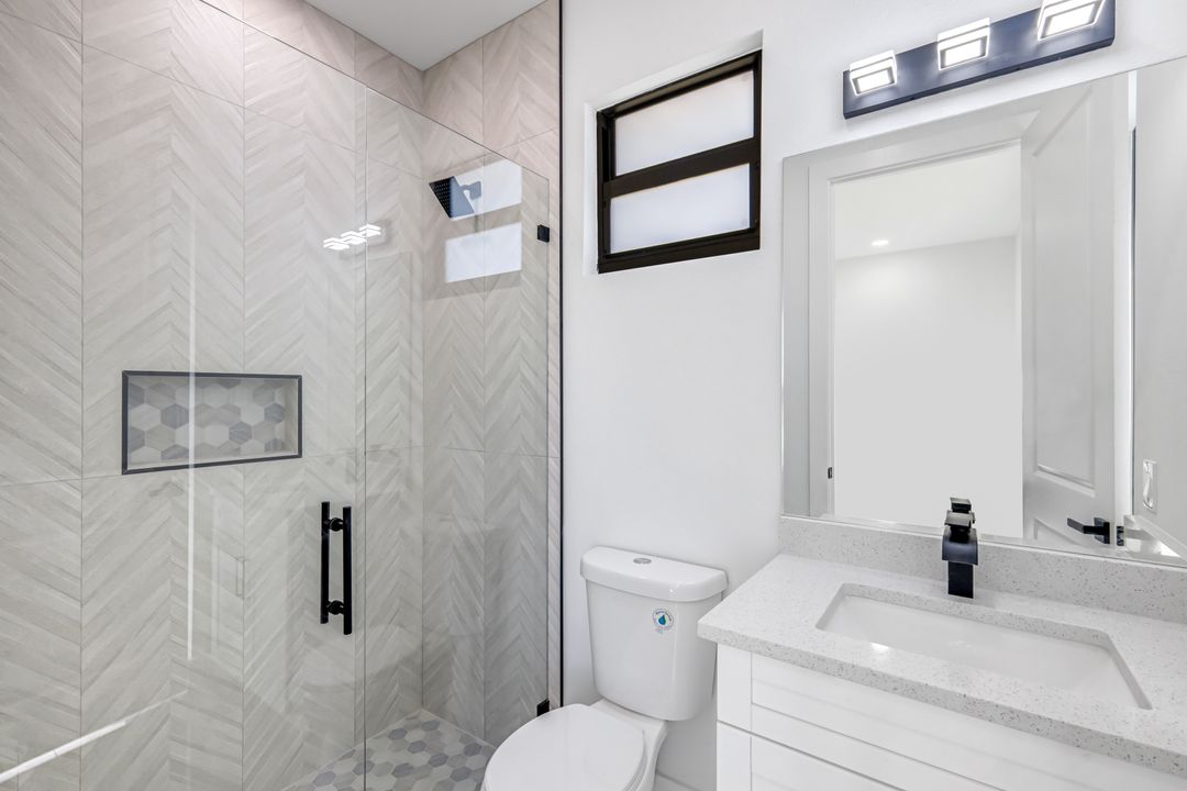 507 Prospect Ave, Lehigh Acres, FL 33972