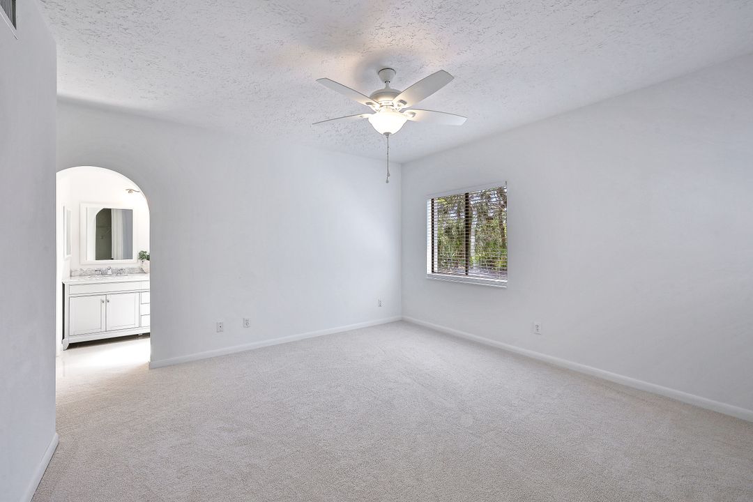 2182 Anchorage Ln #A, Naples, FL 34104