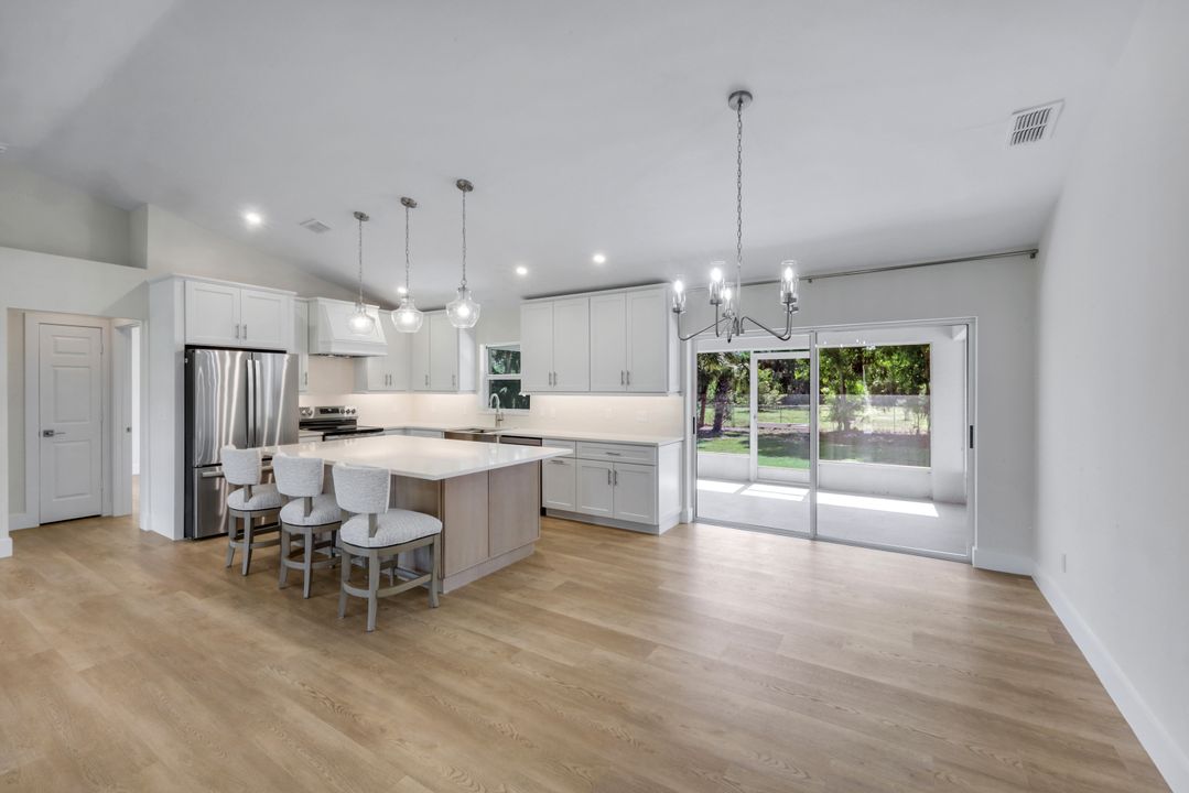 3060 70th St SW, Naples, FL 34105