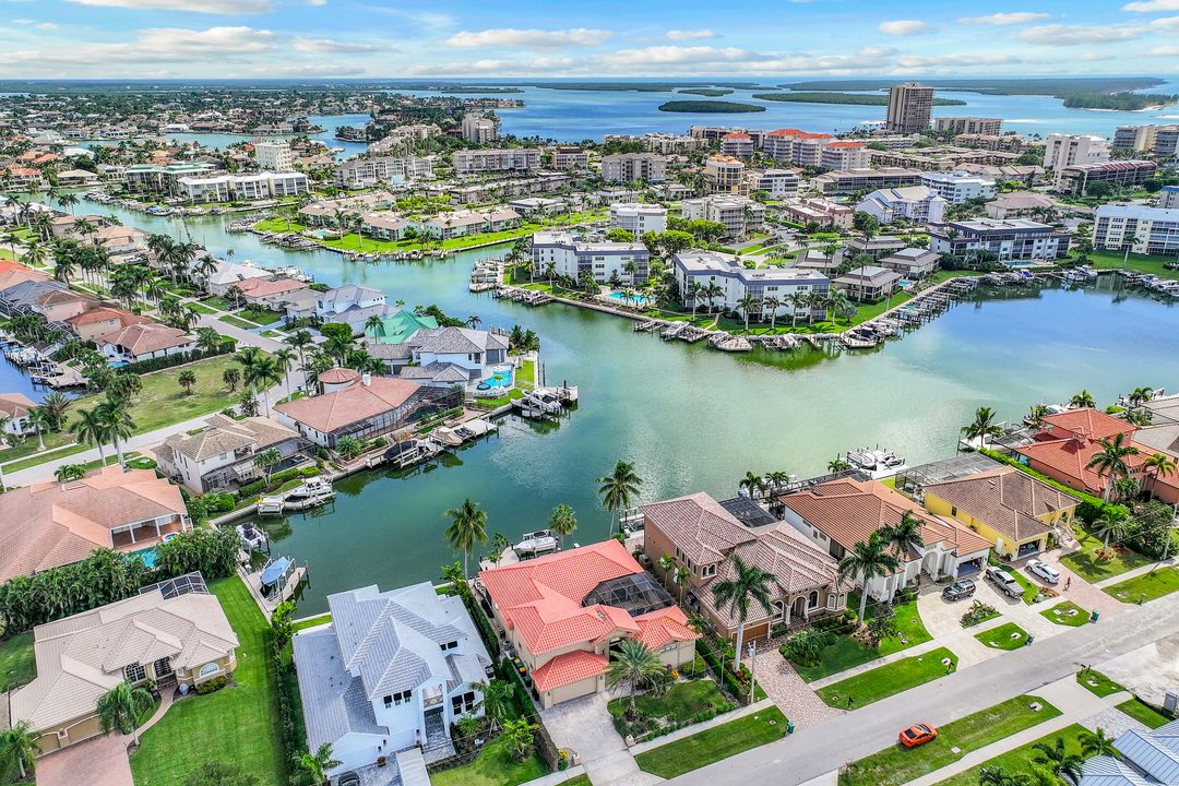 833 Swan Dr, Marco Island, FL 34145