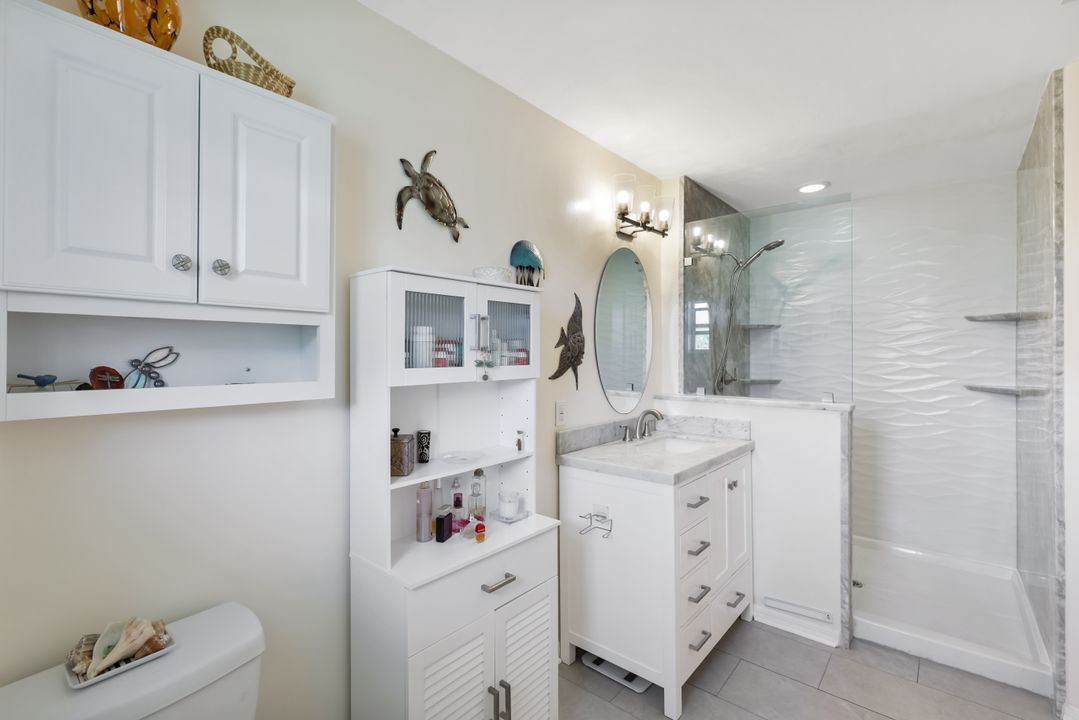 2004 SE 8th Ave, Cape Coral, FL 33990