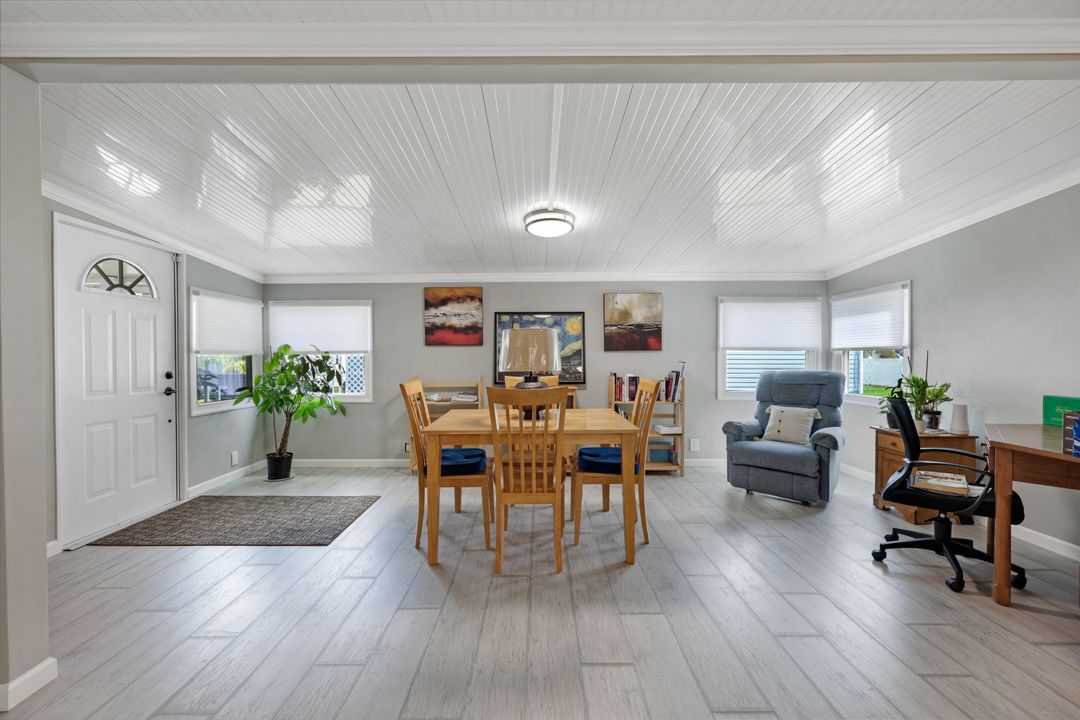 27365 Joann Dr, Bonita Springs, FL 34135