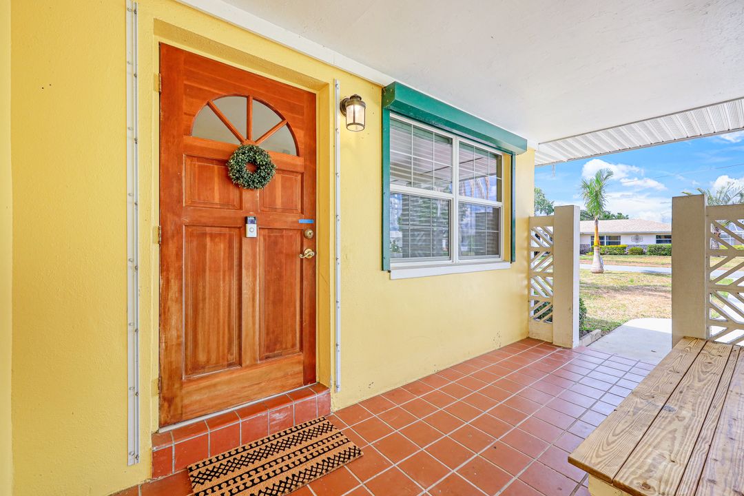 1720 Cascade Way, North Fort Myers, FL 33917