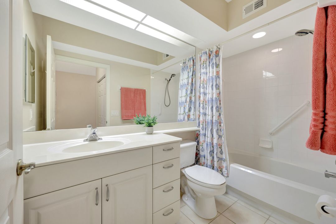 10900 Santa Margherita Rd #102, Bonita Springs, FL 34135