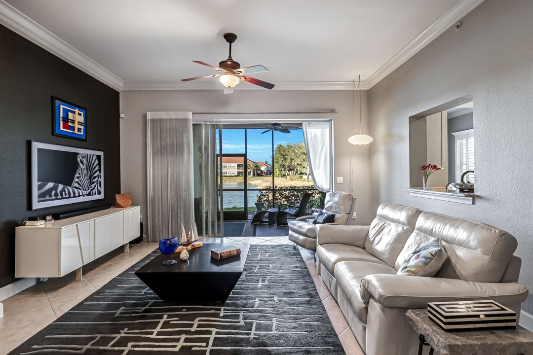 10390 Glastonbury Cir #102, Fort Myers, FL 33913