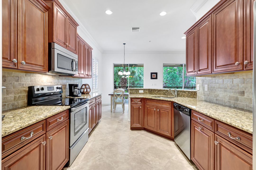 9508 Ironstone Terrace #201, Naples, FL 34120