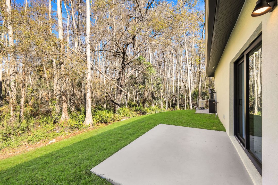 2677 62nd Avenue NE, Naples, FL 34120