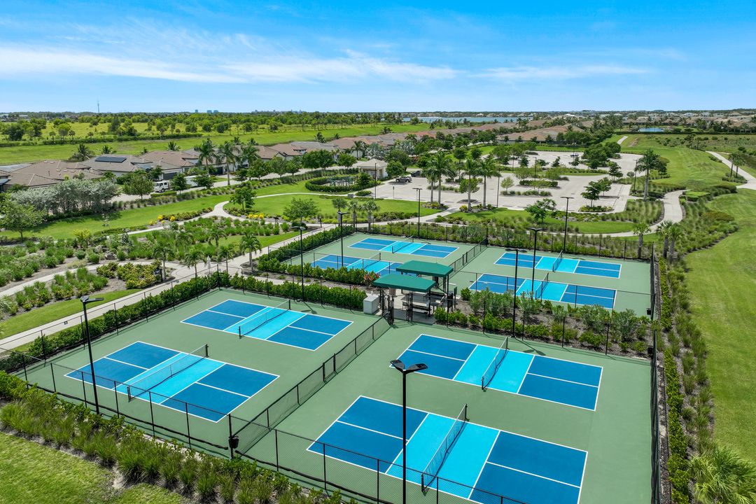 11720 Canal Grande Dr, Fort Myers, FL 33913