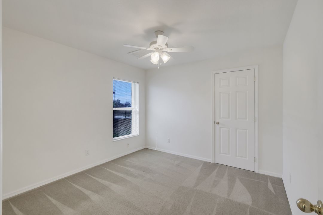 1207 NW 15th Terrace, Cape Coral, FL 33993