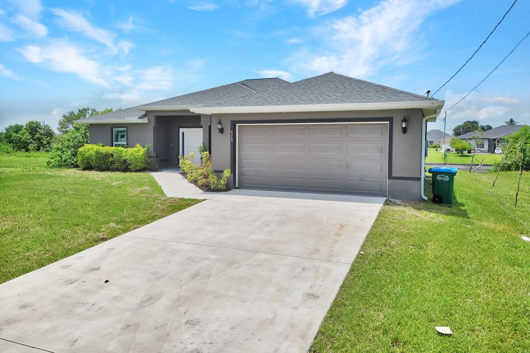 918 NE 12th St, Cape Coral, FL 33909