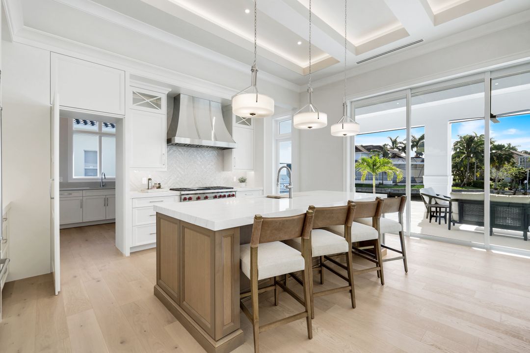 713 Nautilus Ct, Marco Island, FL 34145