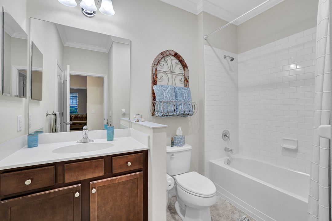 21572 Cascina Dr, Estero, FL 33928