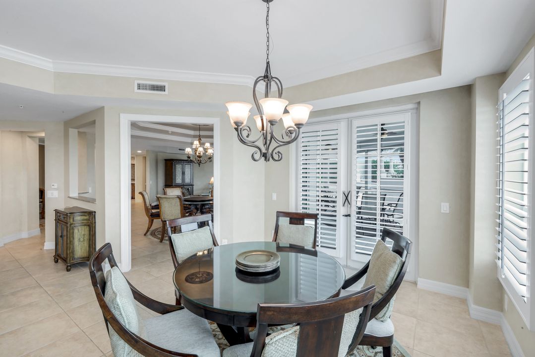 295 Grande Way #T03, Naples, FL 34110