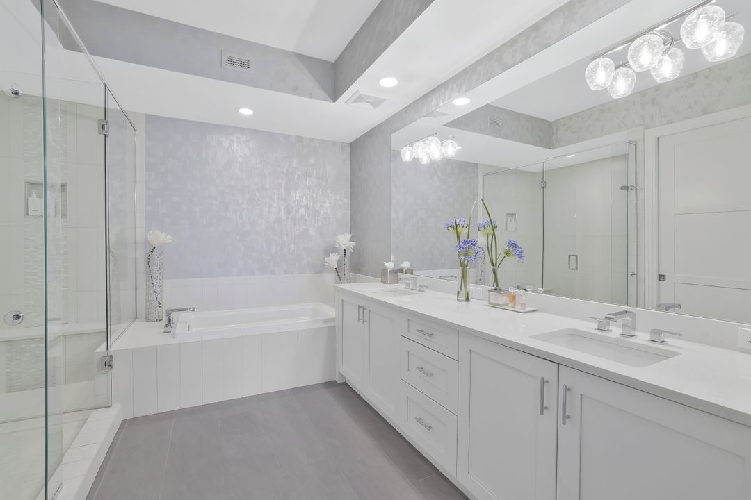 1035 3rd Ave S #402, Naples, FL 34102