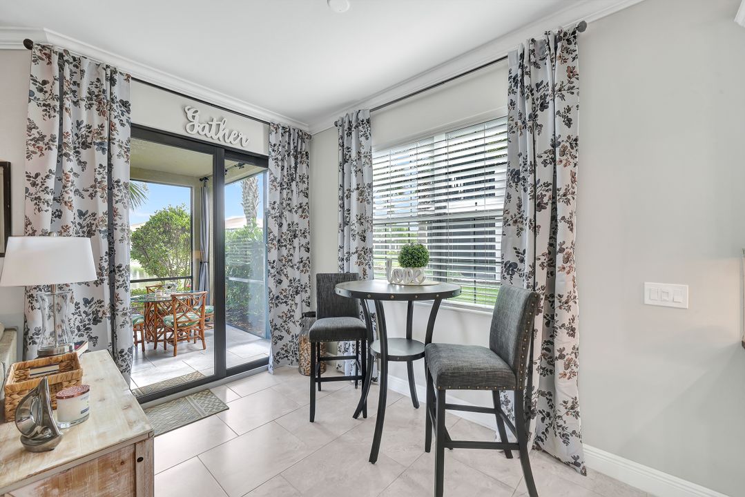 2133 Frangipani Cir #102, Naples, FL 34120