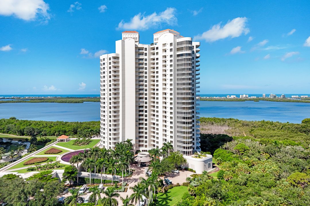 4851 Bonita Bay Blvd, Bonita Springs, FL 34134