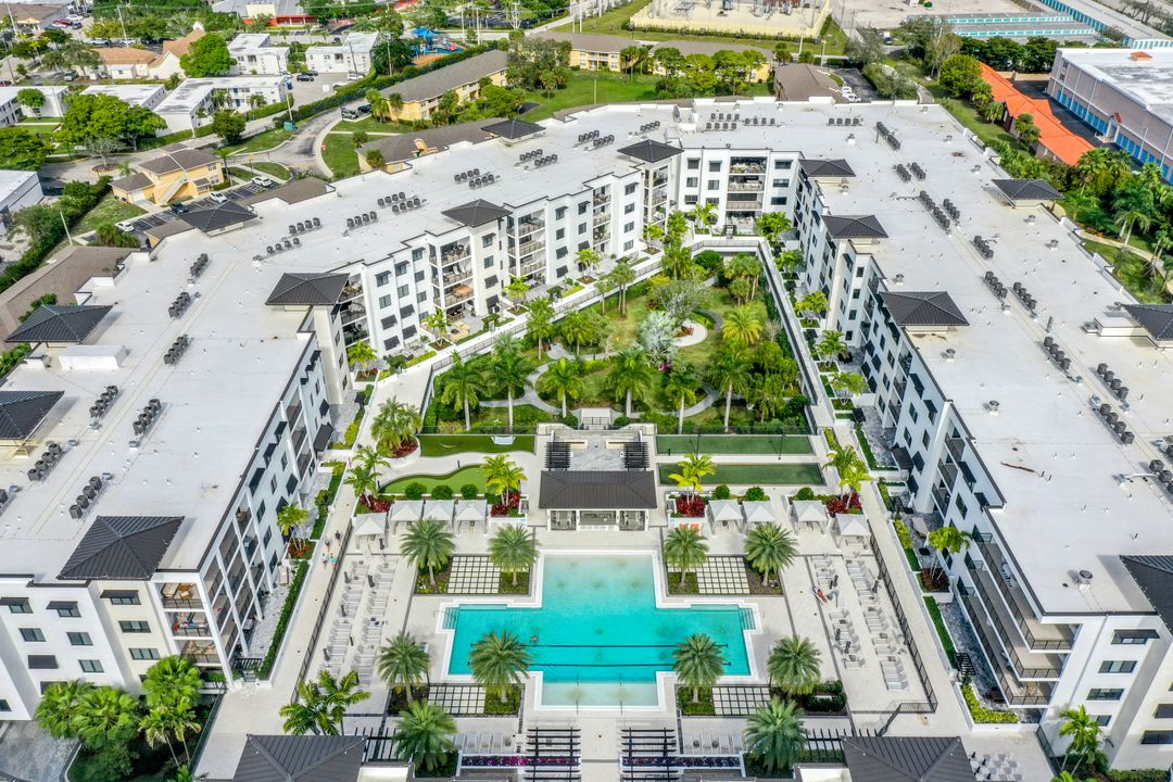 1111 Central Ave #514, Naples, FL 34102