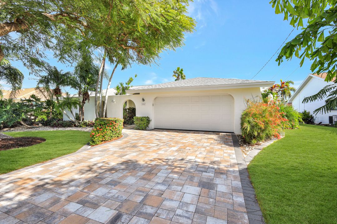 5301 SW 8th Pl, Cape Coral, FL 33914