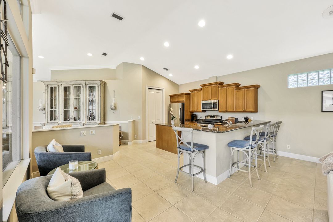 3093 Terramar Dr, Naples, FL 34119