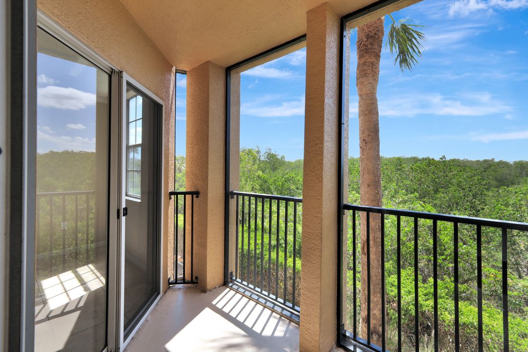 8675 River Homes Lane #4-206, Bonita Springs, FL 34135