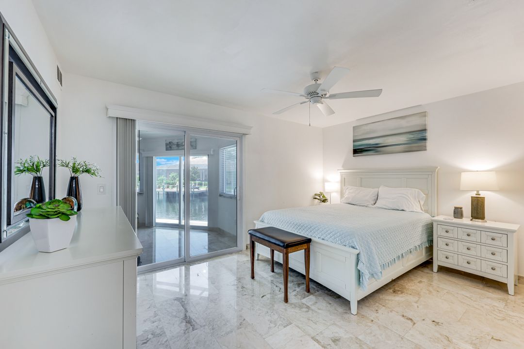 398 Wales Ct, Marco Island, FL 34145