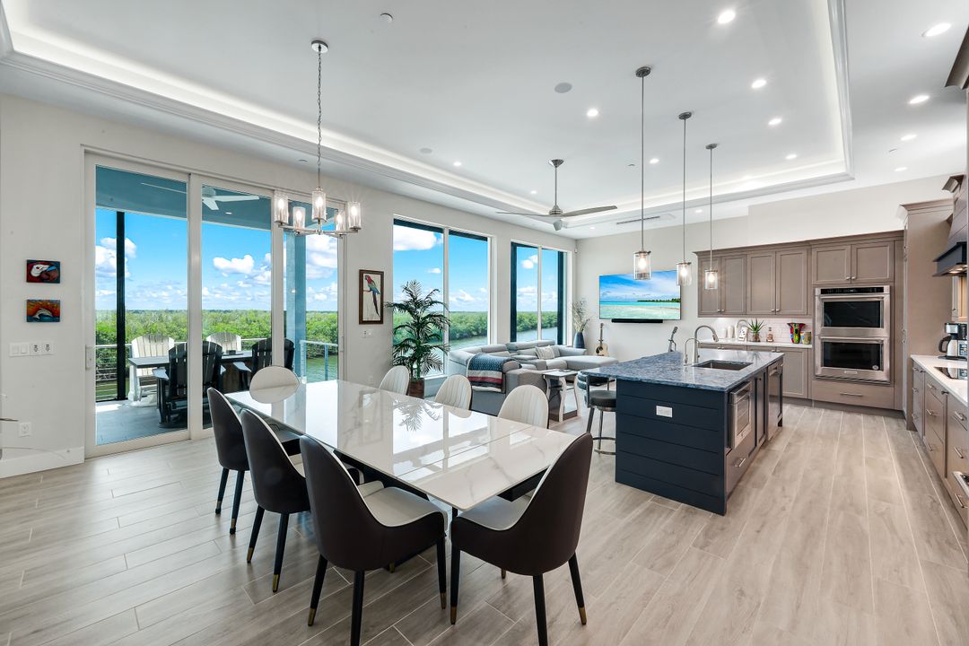 5826 Shell Cove Drive, Cape Coral, FL 33914