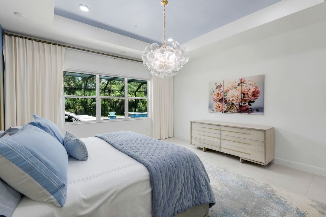 12063 Azalea Wy, Naples, FL 34120