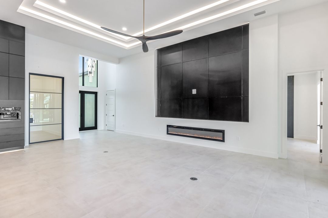 122 SW 58th St, Cape Coral, FL 33914