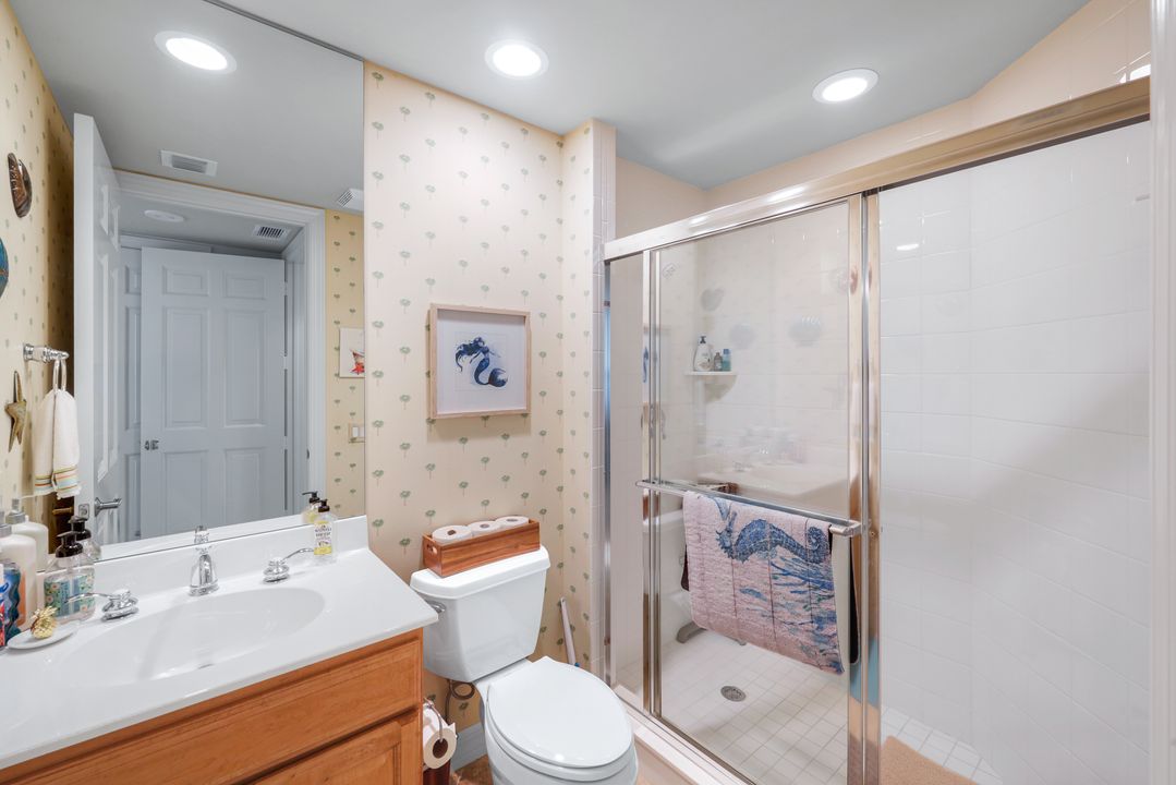 295 Grande Way #1405, Naples, FL 34110