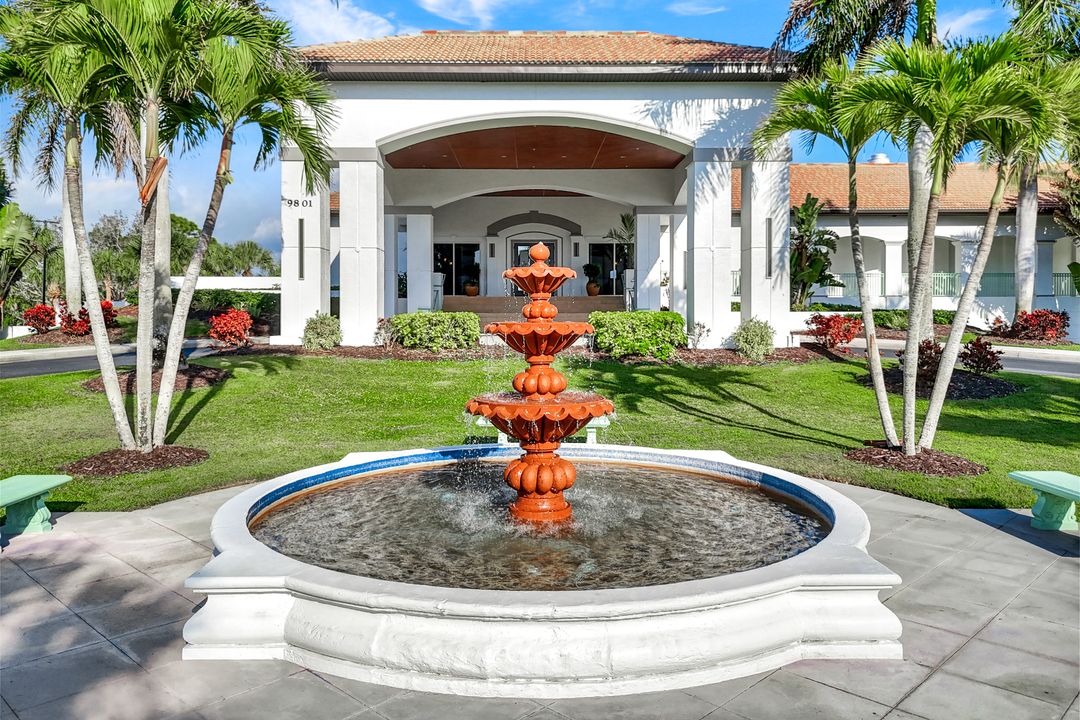 28385 Sombrero Dr, Bonita Springs, FL 34135