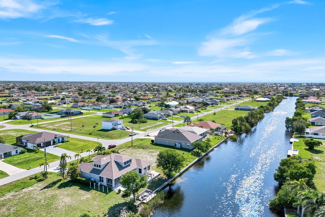 1206 NW 18th Terrace, Cape Coral, FL 33993