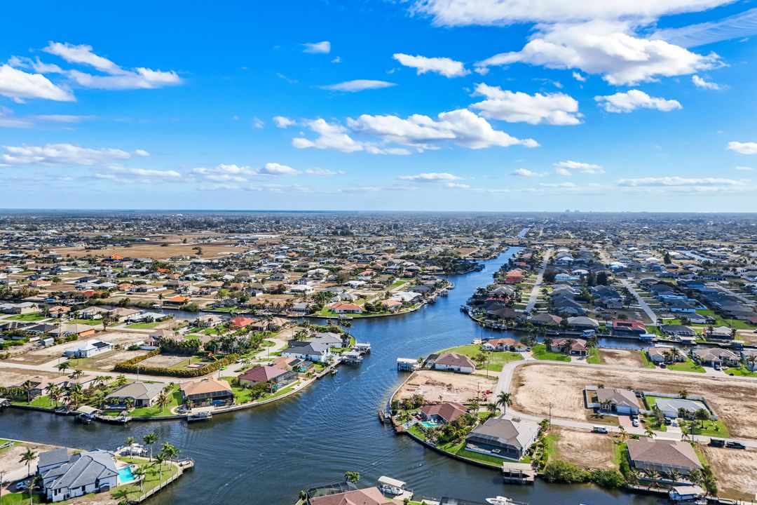 3806 NW 4th St, Cape Coral, FL 33993