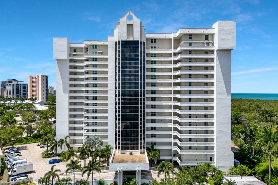 6361 Pelican Bay Blvd #503, Naples, FL 34108