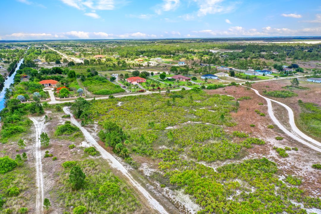 60th Ave NE, Naples, FL 34120