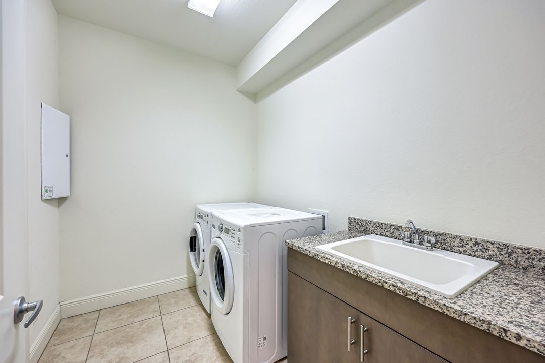 4432 SW 19th Pl, Cape Coral, FL 33914