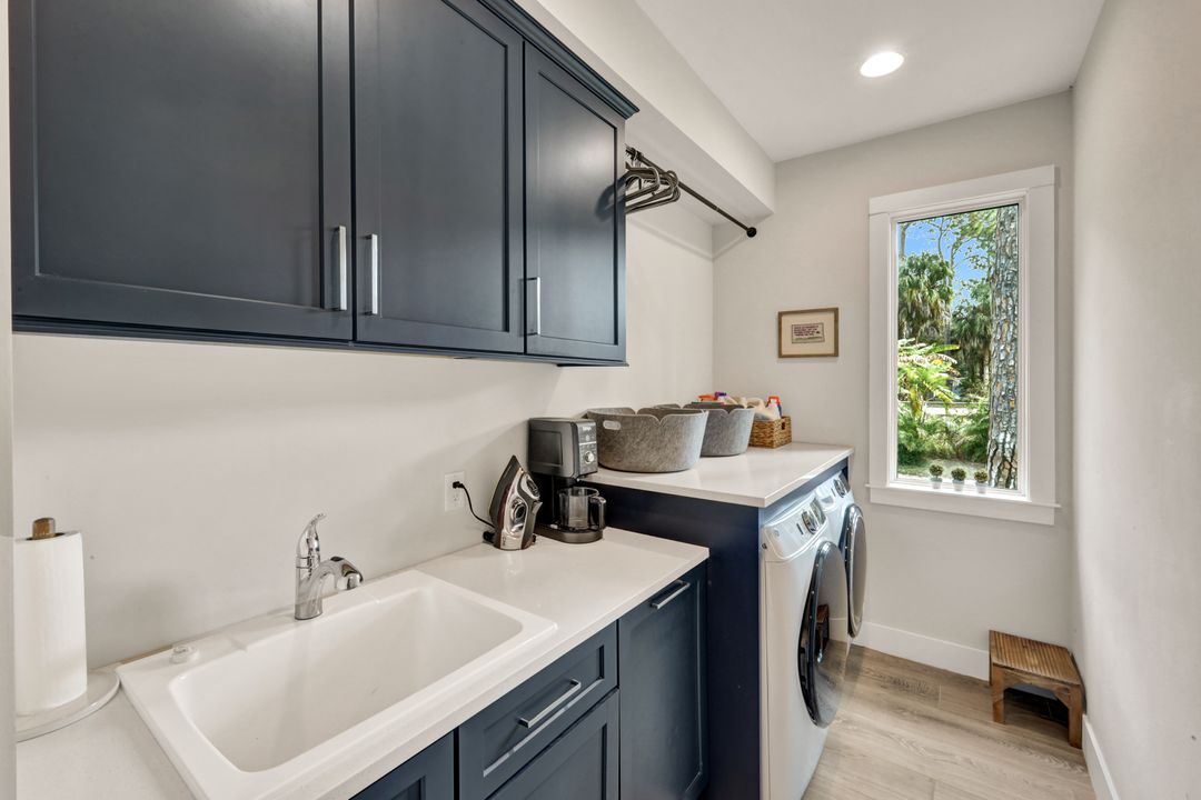 3700 11th Ave SW, Naples, FL 34117