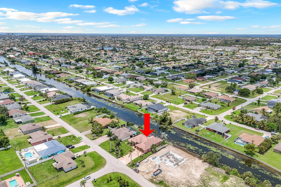 3214 SW 11th Pl, Cape Coral, FL 33914