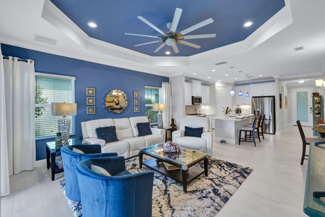 2319 Marquesa Cir, Naples, FL 34112